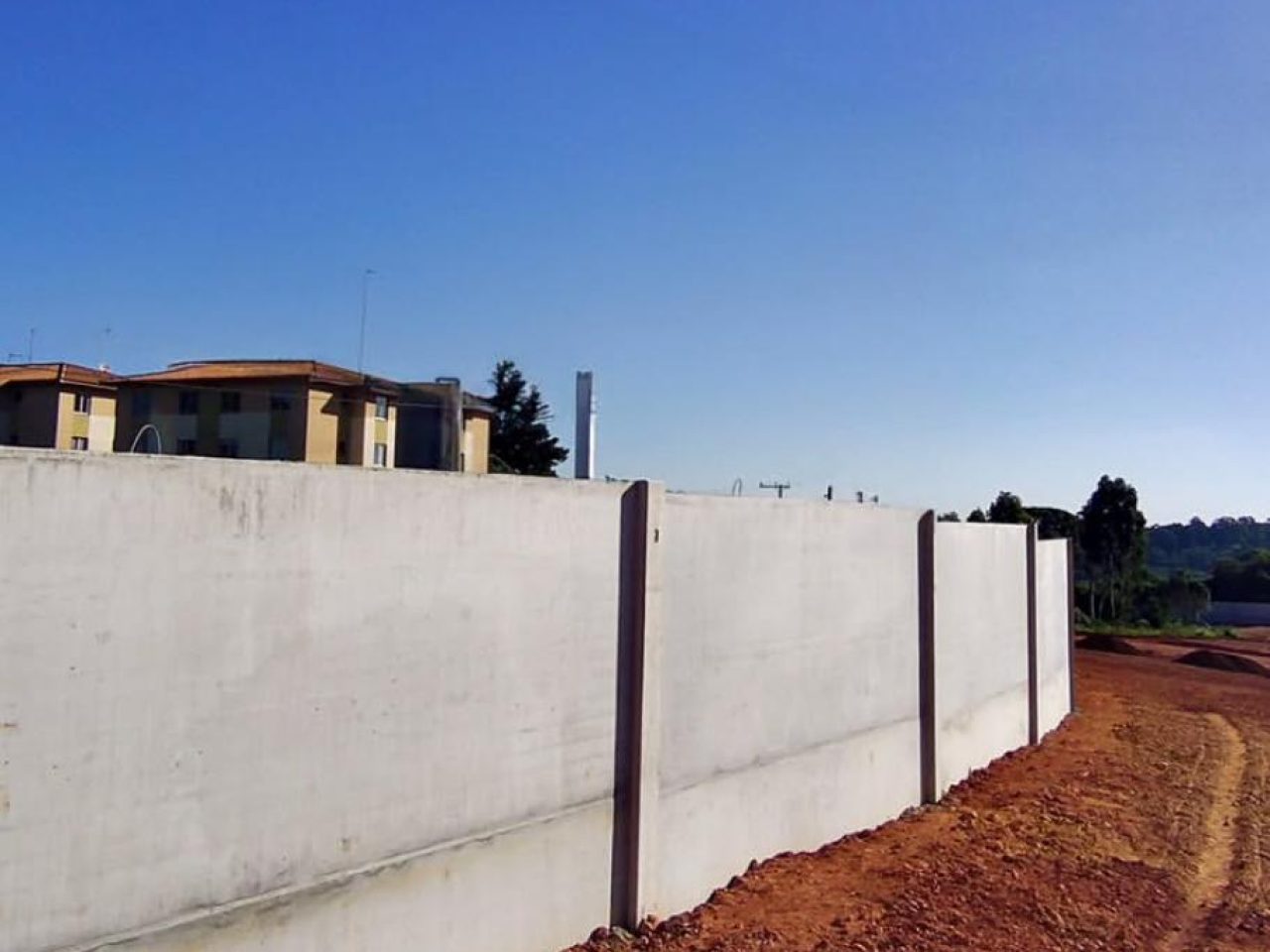 muro-de-arrimo-com-bloco-de-concreto-santa-catarina (2)